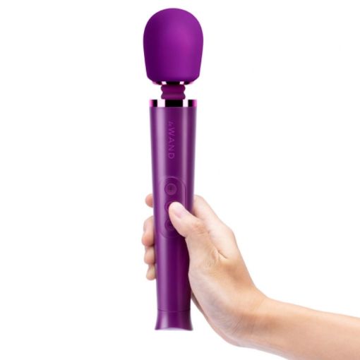Le Wand Petite Massager Cherry Red 